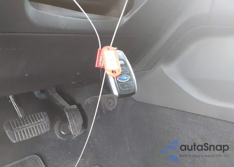 2020 Subaru Legacy Premium из США, поврежденный, VIN 4S3BWAC66L3018941